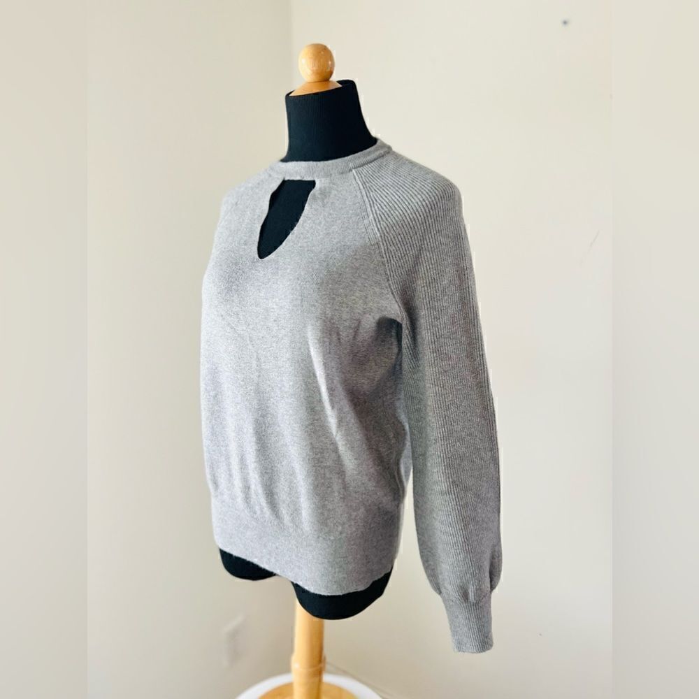 Anthropologie Cut out Sweater Size Small - Picture 3 of 8